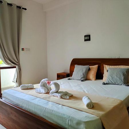 Aurora Hotel Hikkaduwa Extérieur photo